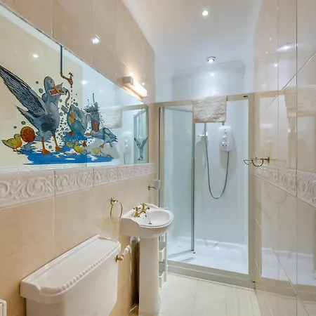 Swallowdale Сasa de vacaciones *